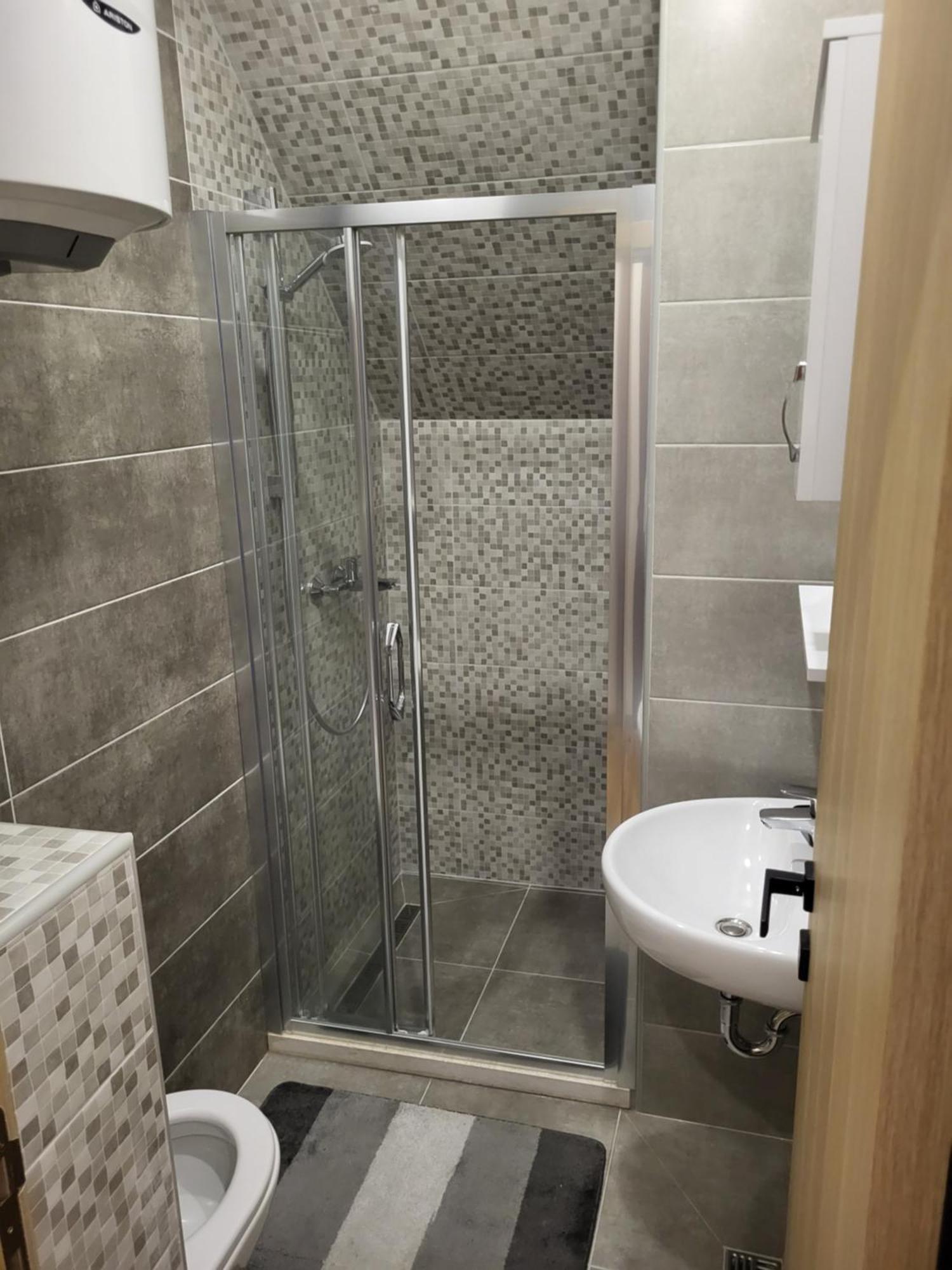 Lux Apartmani Bajova ツェティニェ エクステリア 写真